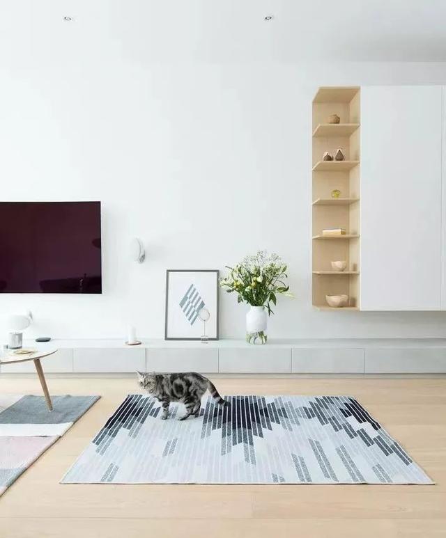 This wall is the visual point of the living room! How to make it fun and creative!