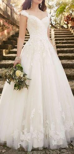 35 TOTALLY UNIQUE FASHION FORWARD WEDDING DRESSES Fabulous wedding dress,silk chiffon wedding dress,wedding dress ideas.