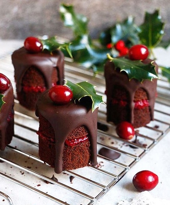 All kinds of Christmas desserts that fill you with happiness Delicious and good-looking Christmas dessert，easy Christmas desserts, Christmas party desserts
